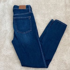 Madewell dark wash jeans 27T (tall)
